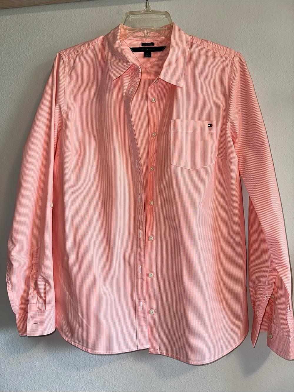 Tommy Hilfiger Women’s Pink Striped Button-Up Dress Shirt classic fit, size L